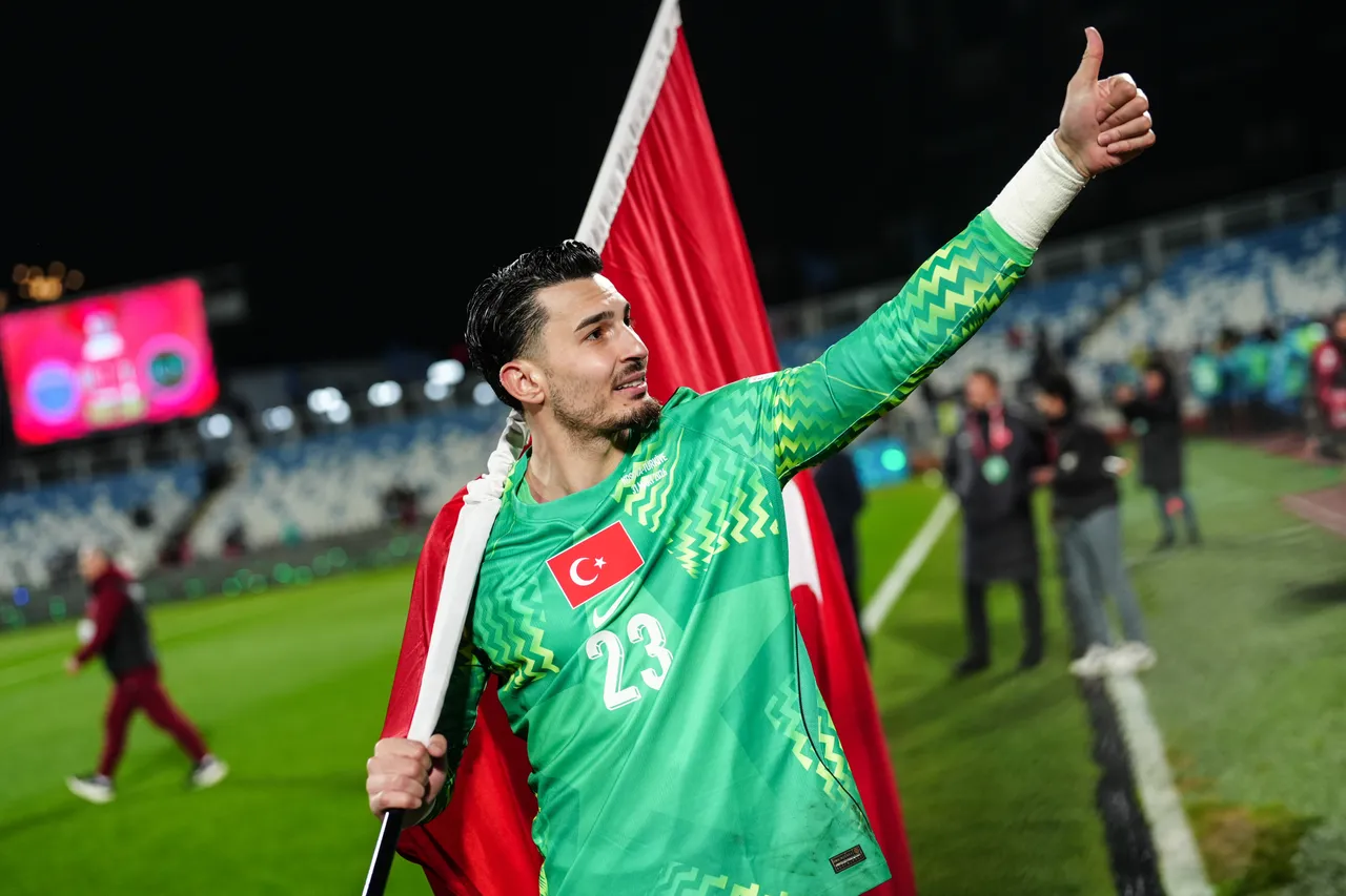 Uğurcan Çakır, Galatasarat ve A Milli Takım'da her geçen gün form grafiğini yükseltiyor.