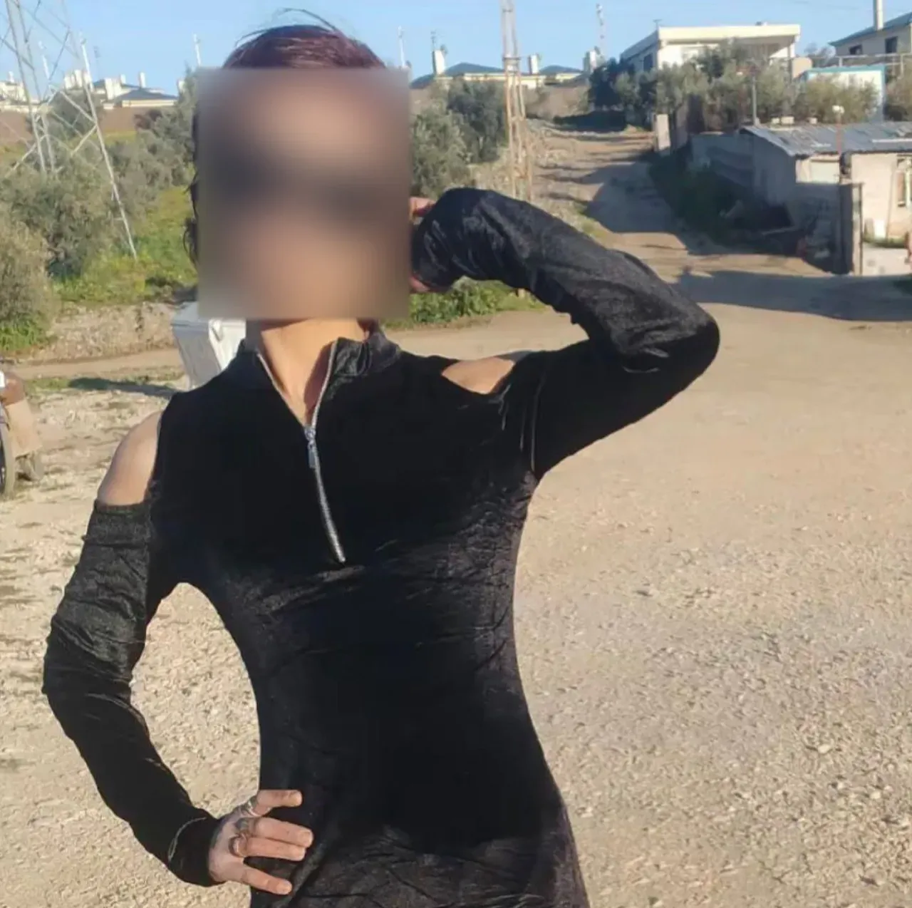 TikTok bağımlılığıyla 3 çocuğunu bıraktı! Çaresiz annenin feryadı yürek burktu