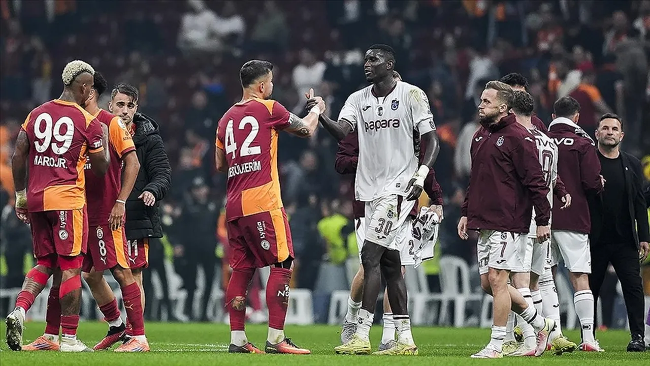 Süper Lig'in 11'inci haftasında Galatasaray ile Trabzonspor, 0-0 berabere kalmıştı.