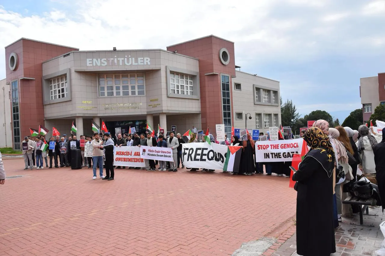 102 üniversitede İsrail’in saldırılarına karşı basın açıklaması