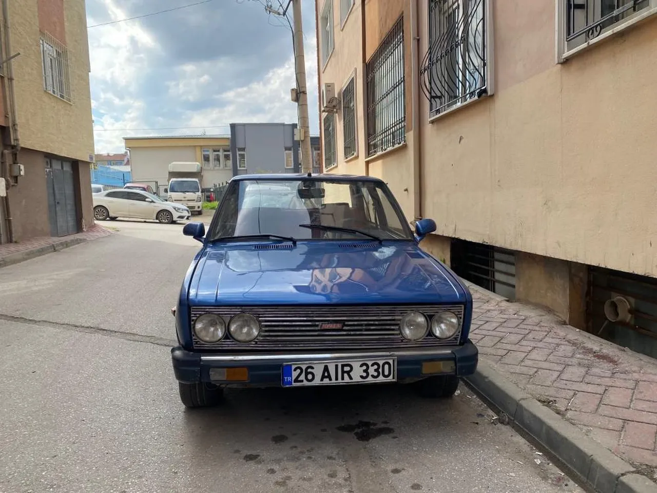 1986 model aracını satmak istedi! Gelen tekliflere gülümsüyor... Isırılmış döner teklif eden var