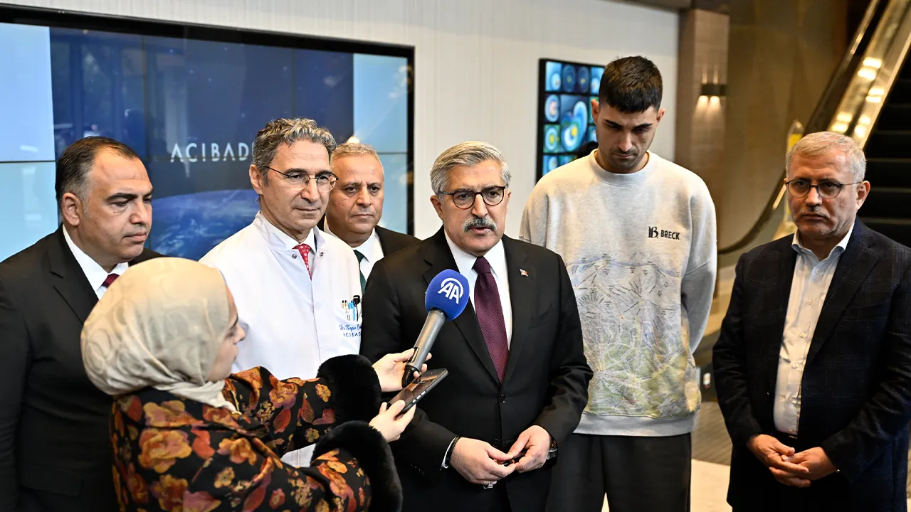 AK Parti heyetini türküyle karşıladı: İşte İbrahim Tatlıses'in son görüntüsü