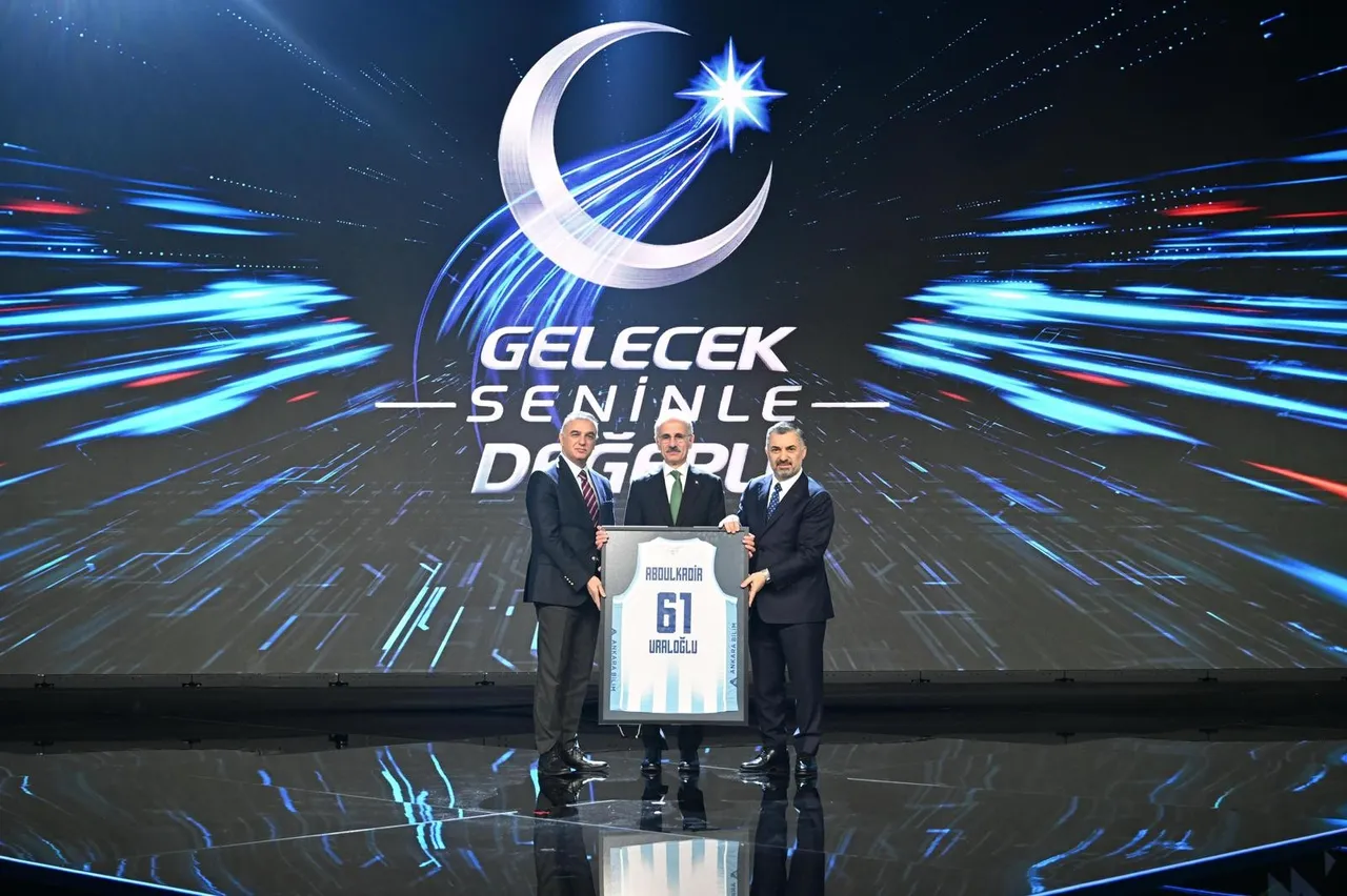 Bakan Uraloğlundan 5G açıklaması: Abone sayısı 29 milyonu aştı