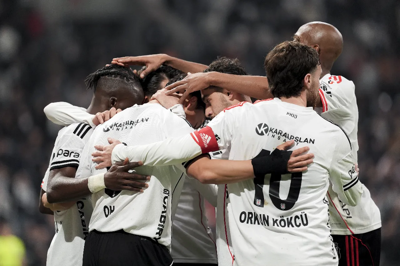 Dolmabahçe'de gol yağmuru! 