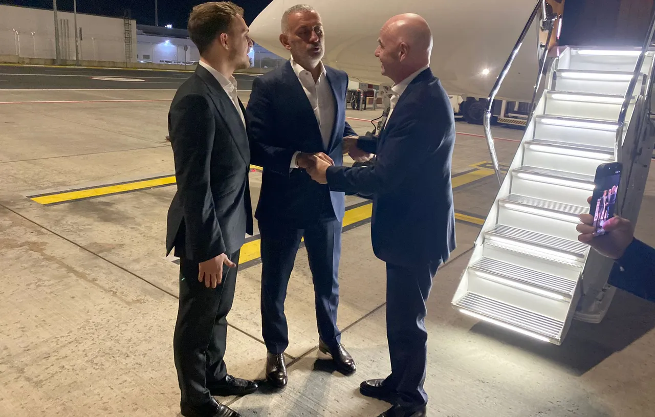 İbrahim Hacıosmanoğlu - Gianni Infantino