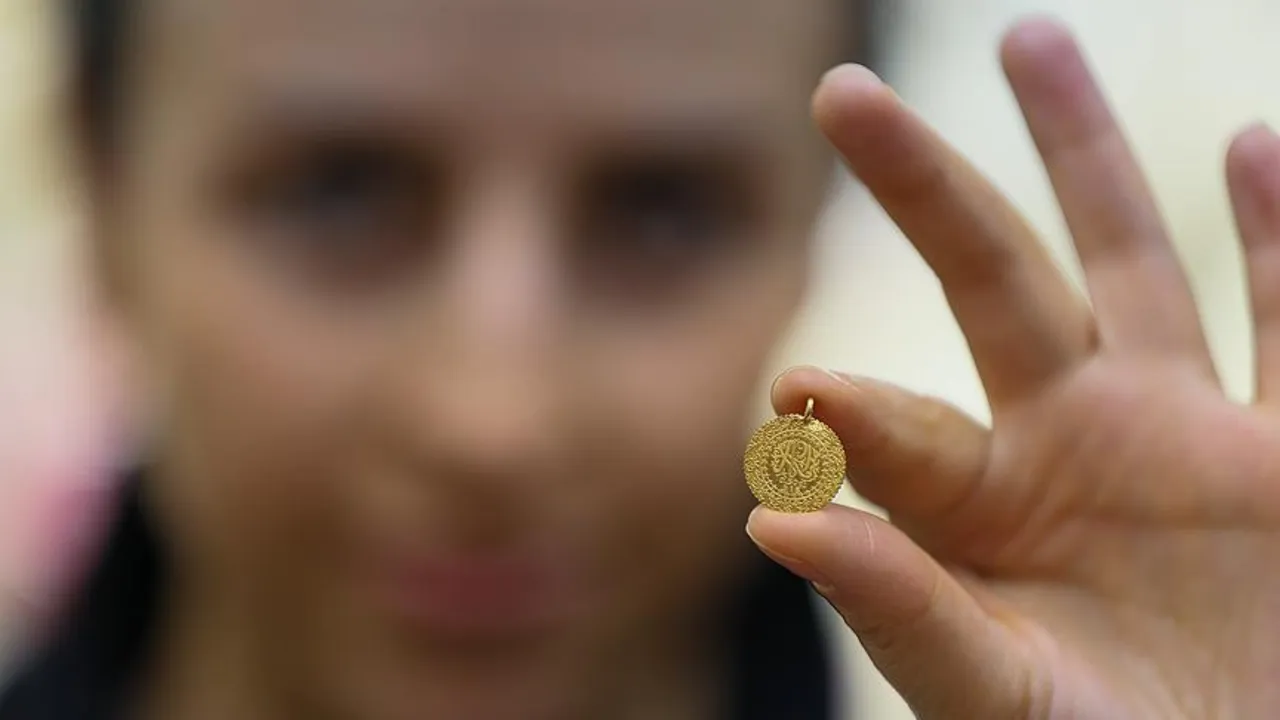 Fırtına öncesi sessizlik...  Goldman Sachs ve ANZ'den altın için yeni zirve tahmini