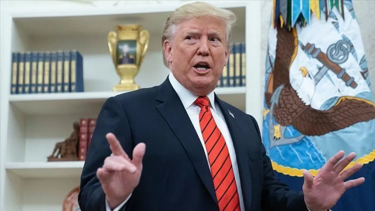 Trump'tan müzakere arifesinde İran'a gözdağı: En iyi silahları doldurduk 