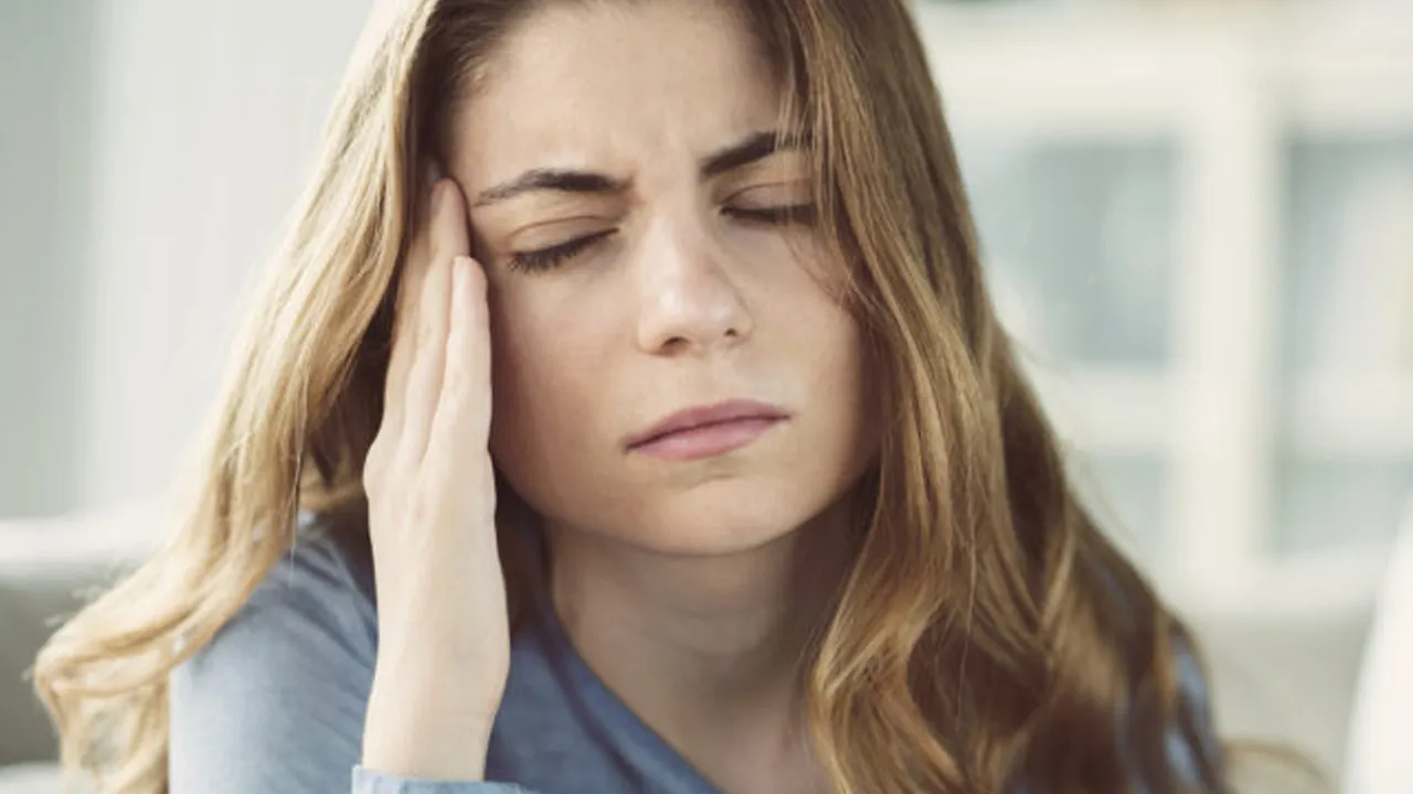 Uzmanından kritik uyarı: İlerleyen baş ağrısını hafife almayın