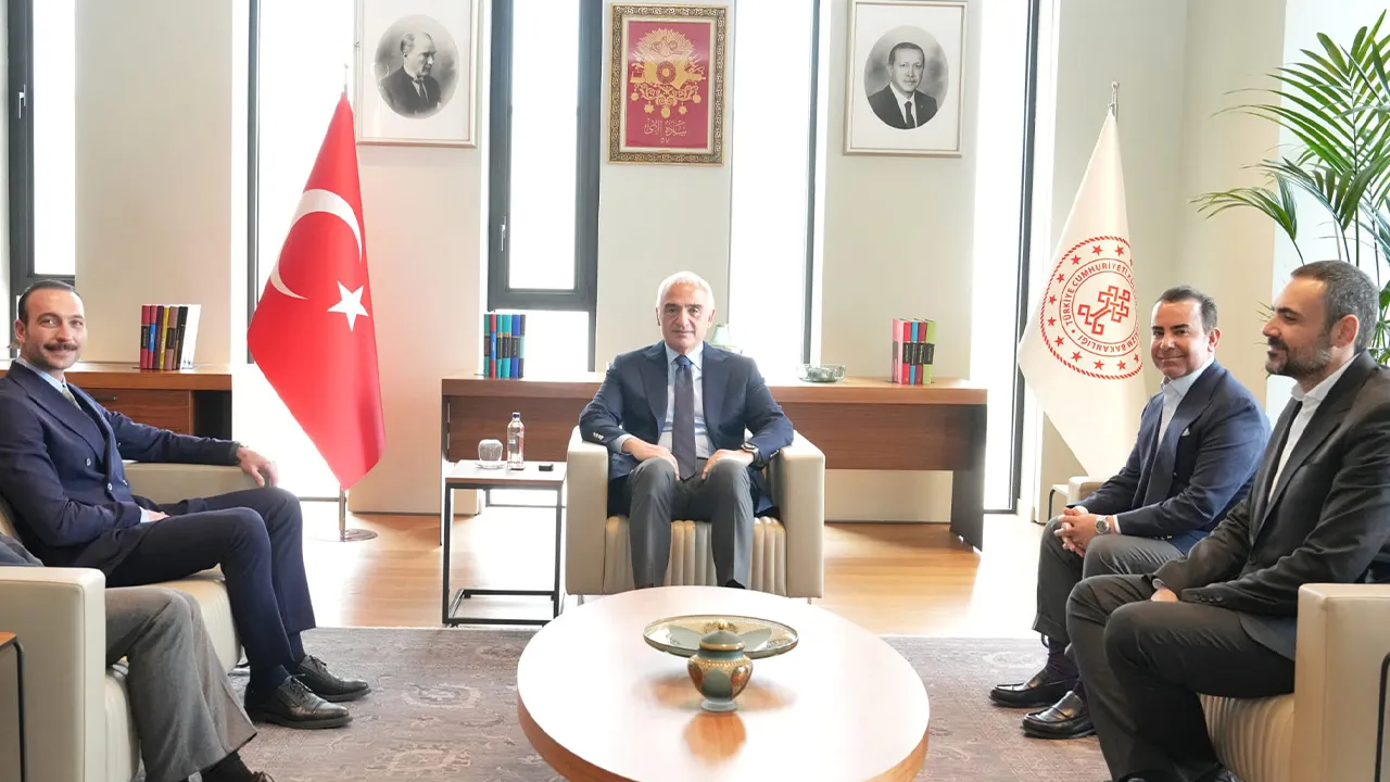 Bakan Ersoy’dan Görkem Sevindik’e destek: İnsani duruşunun yanındayız