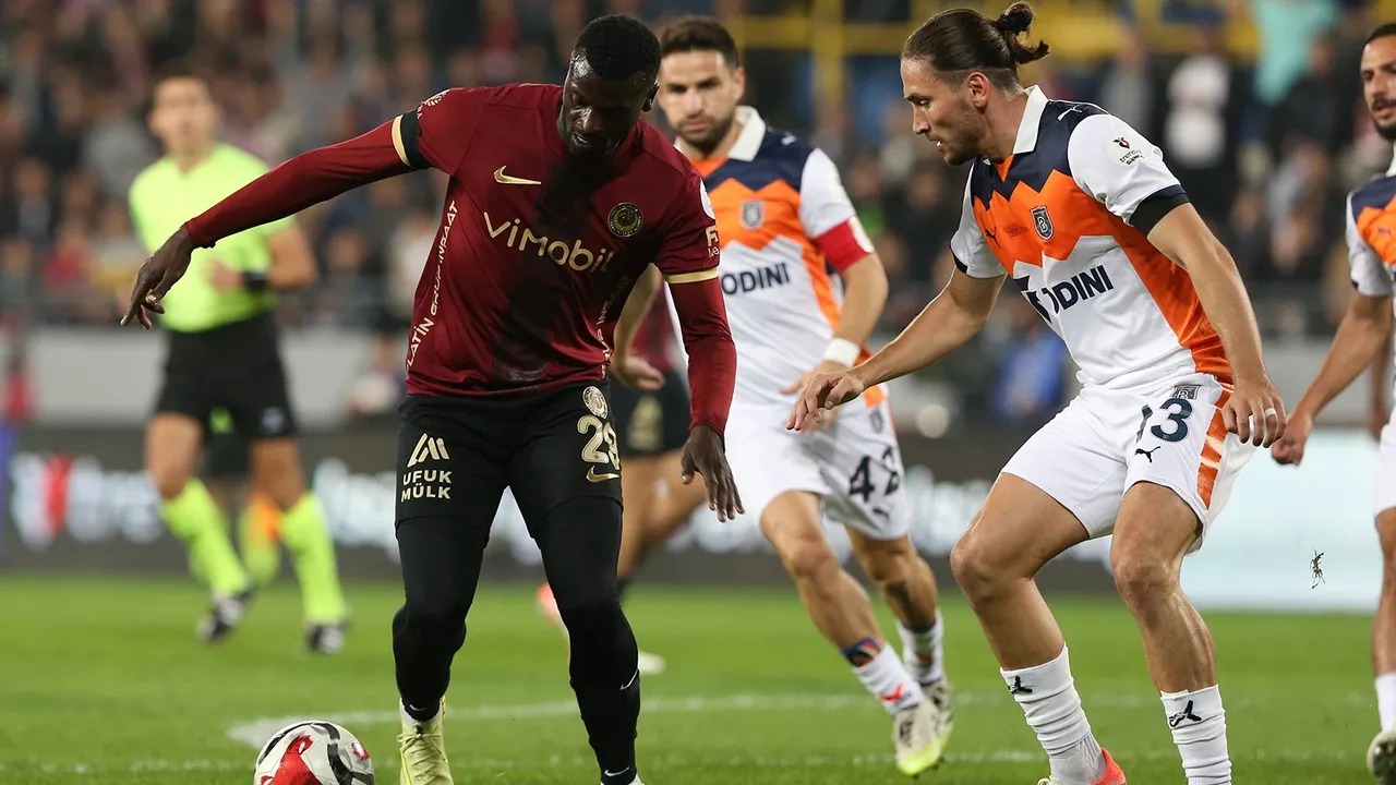 Başakşehir Gençlerbirliği maçı hangi kanalda, saat kaçta? İşte muhtemel ilk 11ler