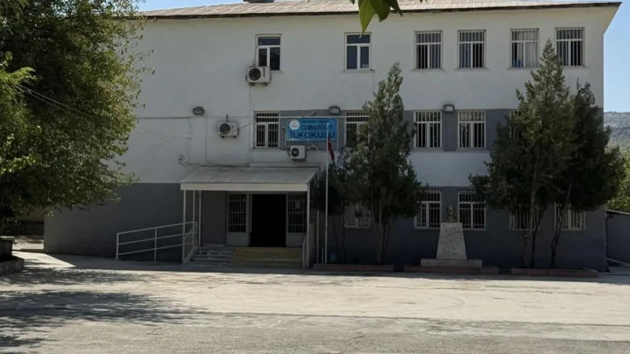 Diyarbakır'da acı olay! 6 yaşındaki Eylül kalp krizinden öldü