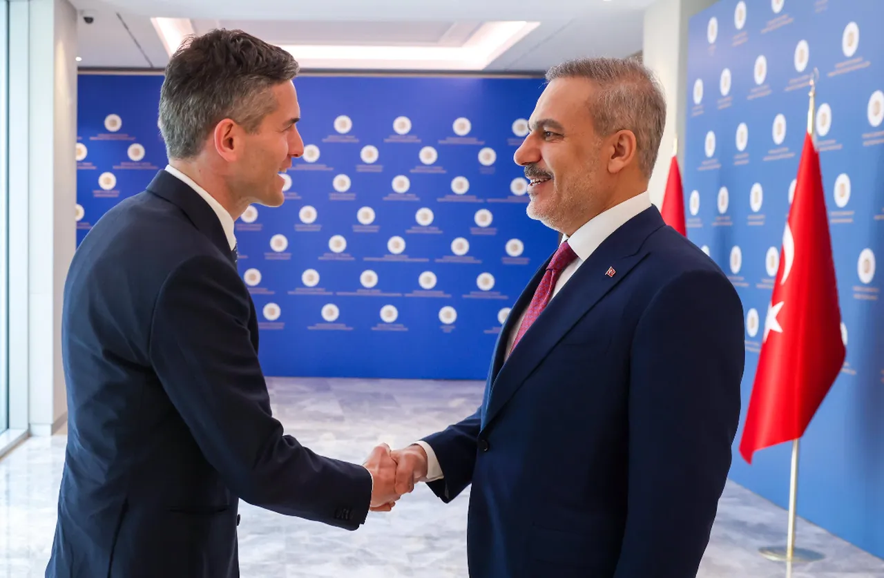 Hollandalı Bakan Türkiye’nin kapısını çaldı! 