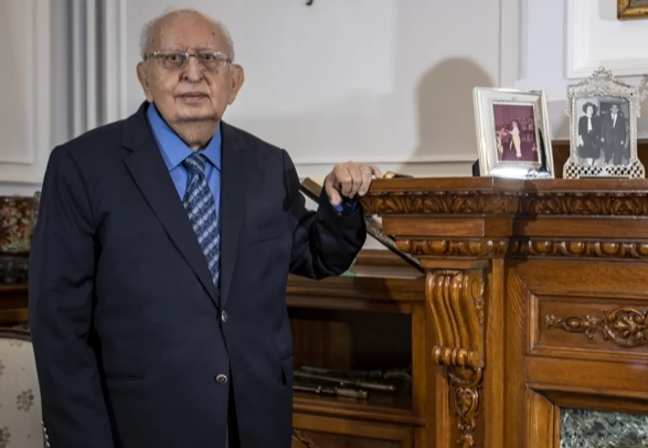 Hüsamettin Cindoruk kimdir? Eski TBMM Başkanı Hüsamettin Cindoruk'un hayat hikayesi