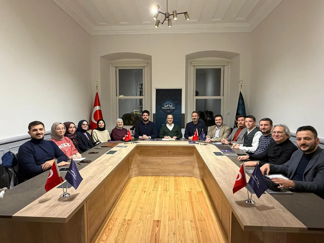 İsrail’in Filistinli esirlere idam planı: Hukukçular Derneği Başkanı Melih Gülseren tüm detayları anlattı