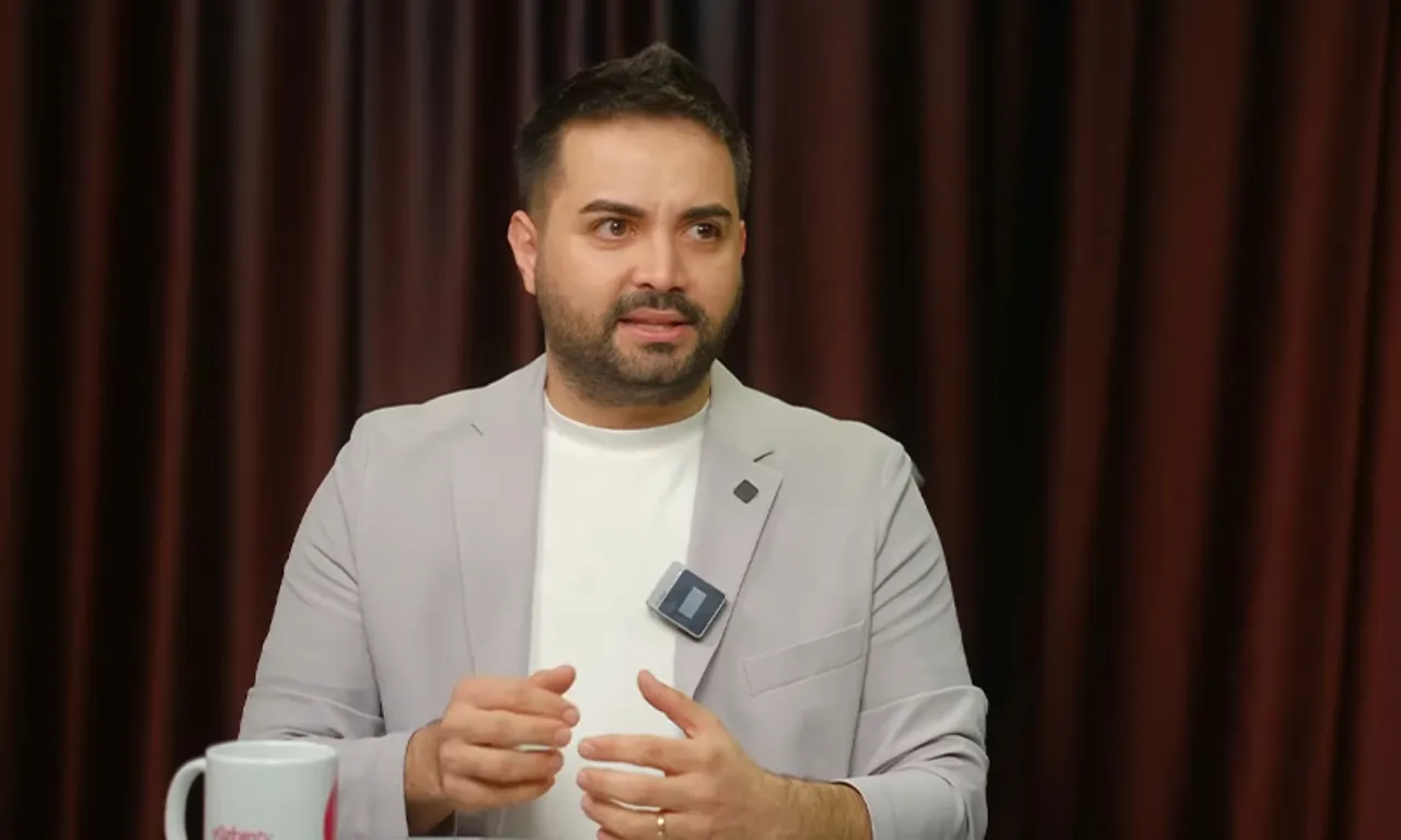 Kadir Ezildi babasının gidişini anlattı! Esra Ceyhan gözyaşlarını tutamadı: ‘Gözümün önünden gitmiyor’