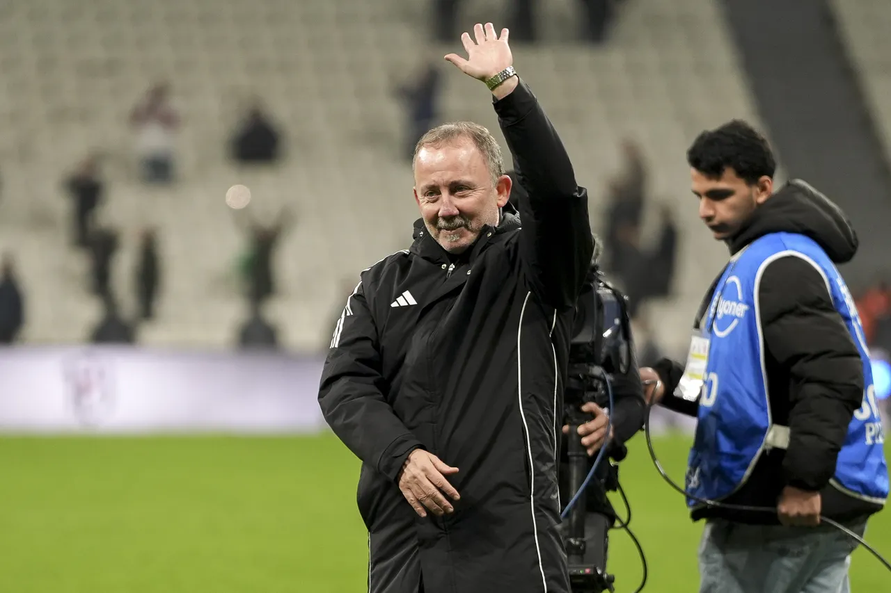 Beşiktaş Teknik Direktörü Sergen Yalçın