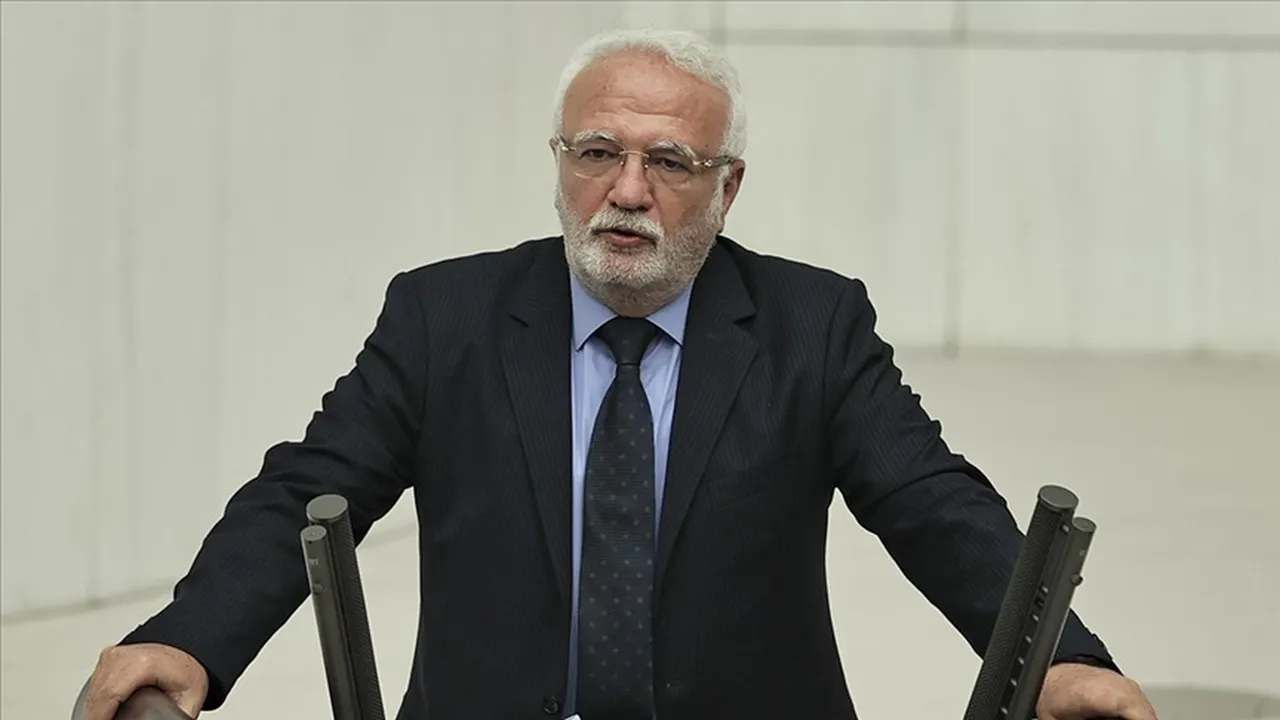 "Tekmil için her hafta Silivri'de!" Özgür Özel'in erken seçim sözlerine AK Parti'den "Zihni Özgür değil" cevabı