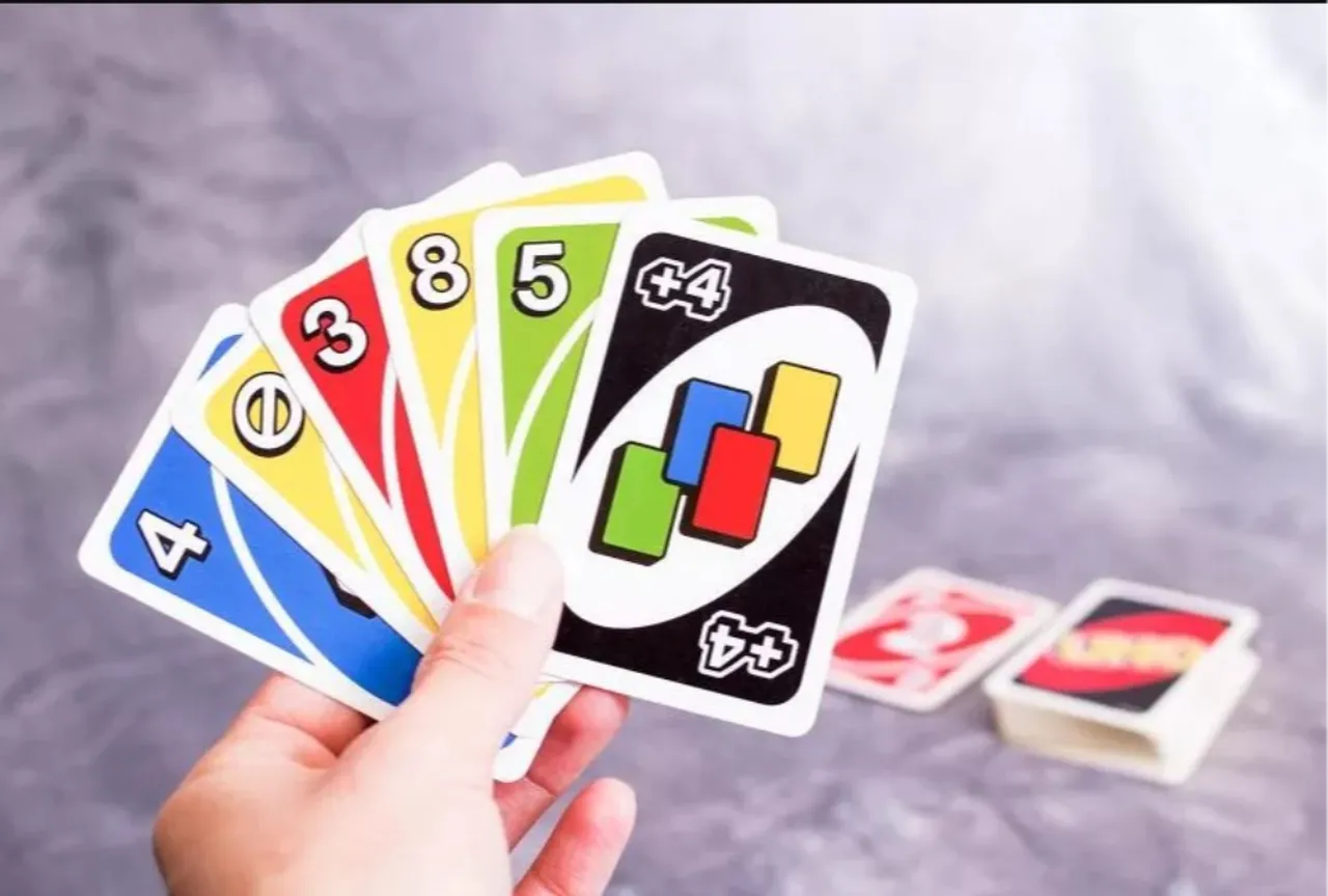 UNO'dan oyunun kurallarını sil baştan yazdıran açıklama: Yıllardır yanlış oynuyormuşuz!
