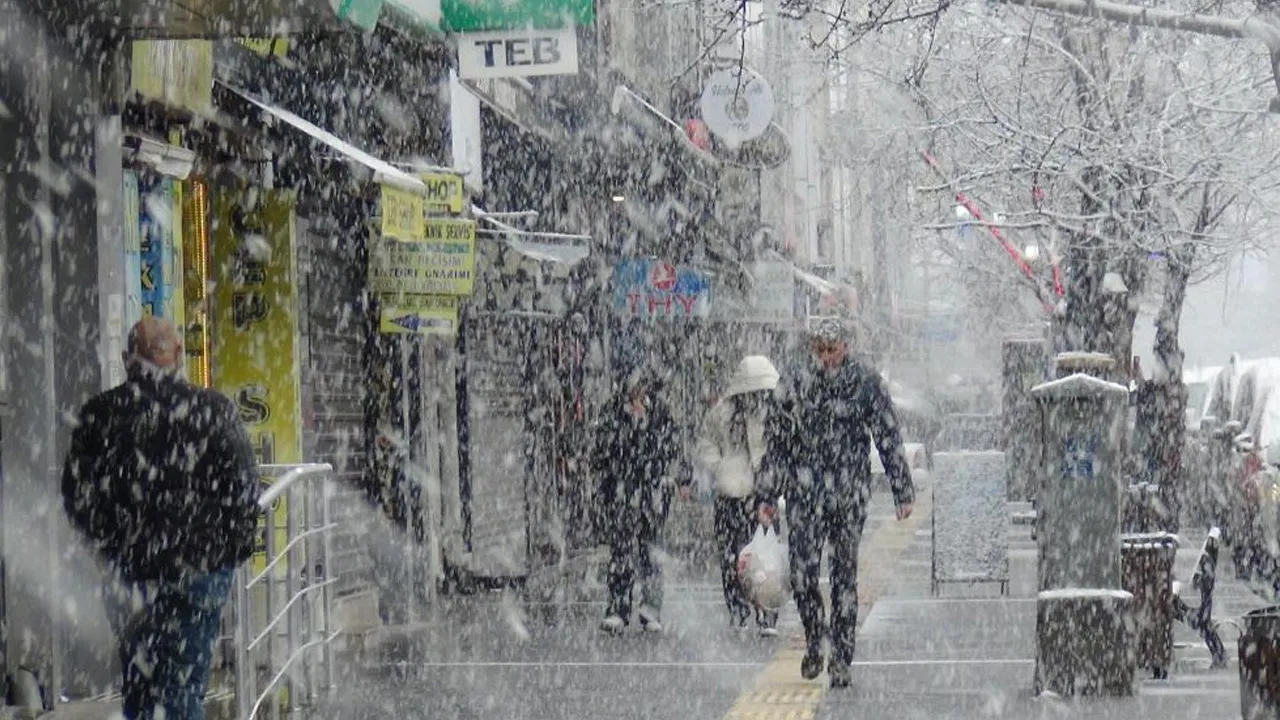 Ankara, Eskişehir, Rize... Baharı beklerken kış geri geldi, hayat bir anda değişti