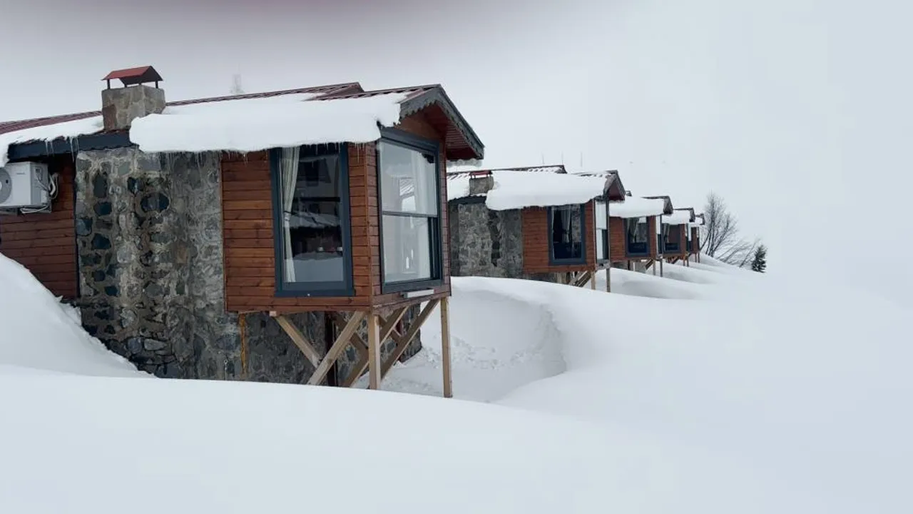 Ankara, Eskişehir, Rize... Baharı beklerken kış geri geldi, hayat bir anda değişti