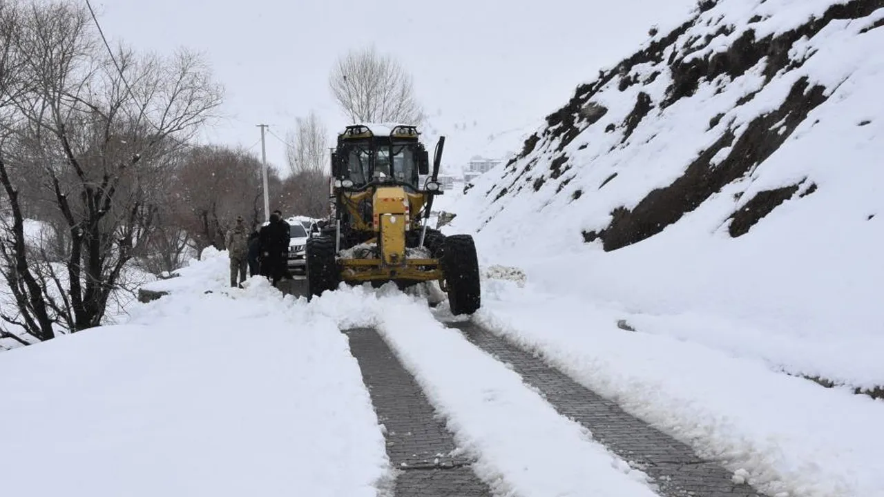 Ankara, Eskişehir, Rize... Baharı beklerken kış geri geldi, hayat bir anda değişti