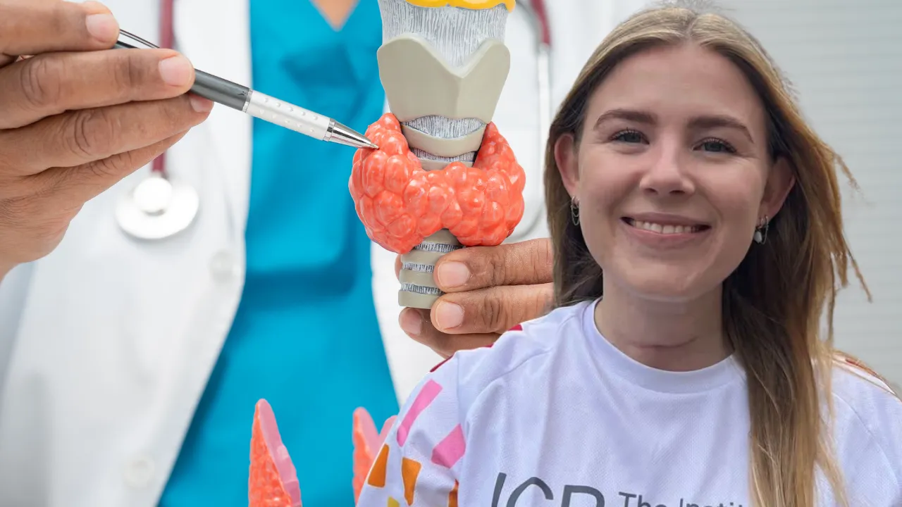 Arkadaşı fark etti, bir günde hayatı değişti! Boynundaki şişlik meğer o hastalığın belirtisiymiş