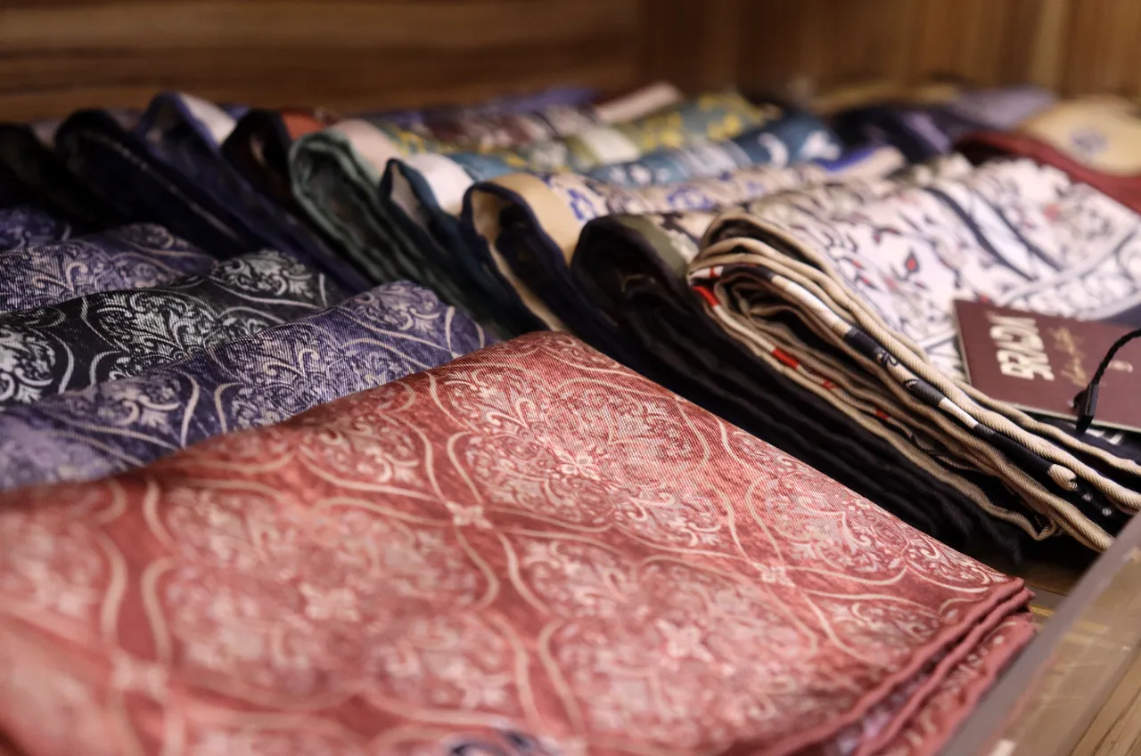 Bin yıllık motifler eşarplarla dile getiriliyor: Gümüşhane’den dünyaya 'Anadolu' mührü