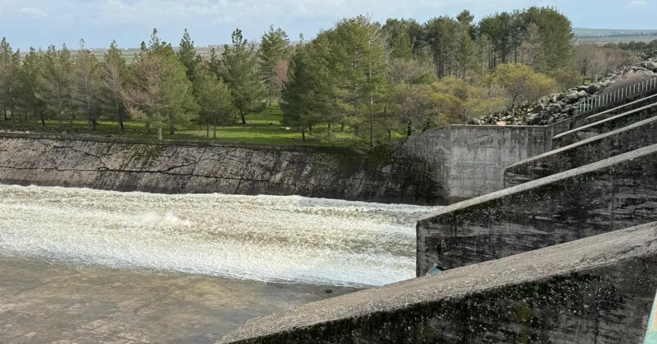 Diyarbakır barajlarında tehlike sinyali! Tahliyeler peş peşe başladı