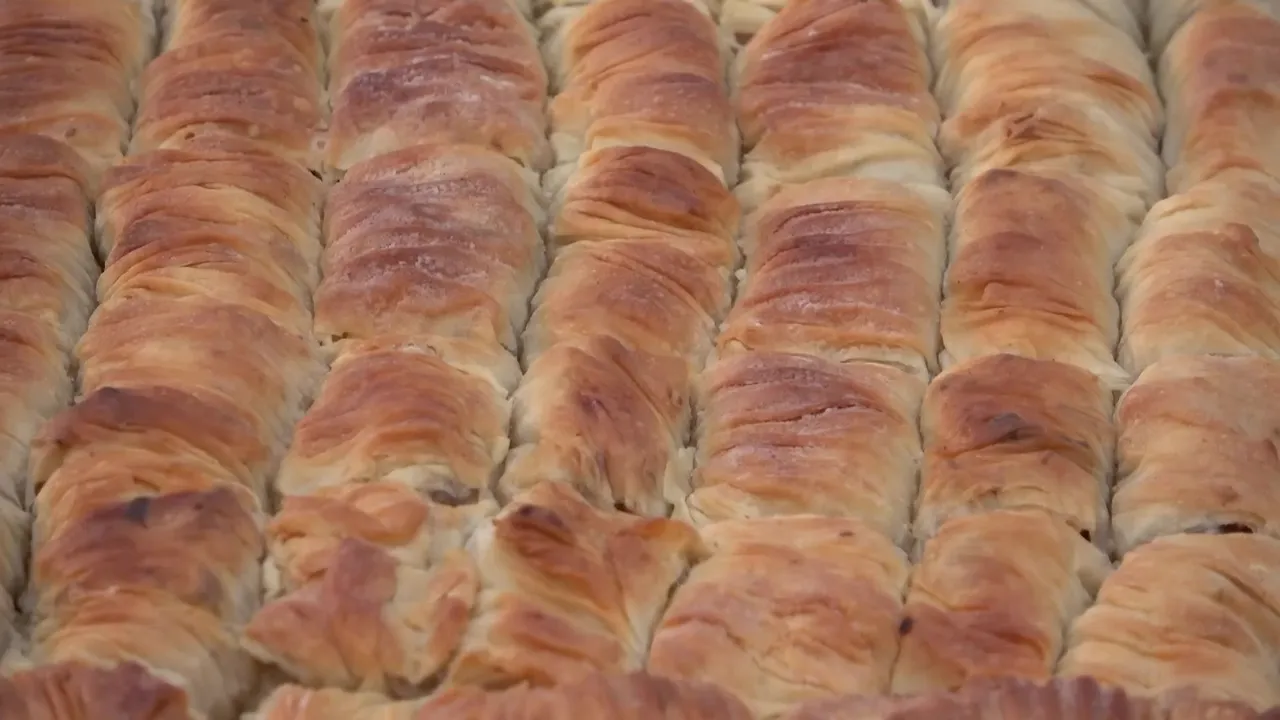 Gaziantepli ustaları kızdıracak lezzet: Elmalı baklava