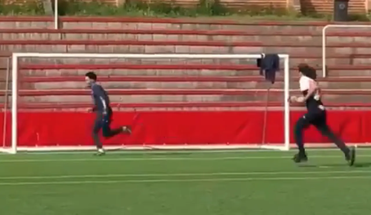 Javi Poves, Müslüman oyuncusunu kovalarken