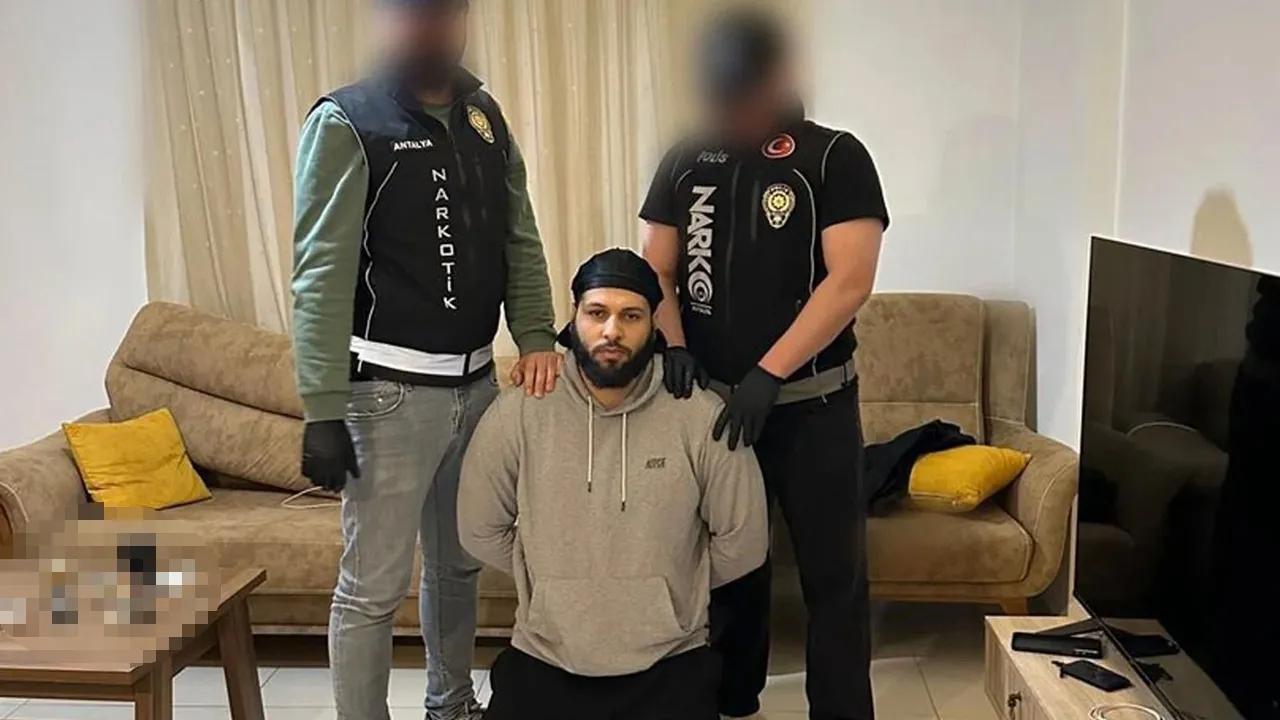 Kırmızı bültenle aranan Matthias Malik Lammers, Antalya'da yakalandı