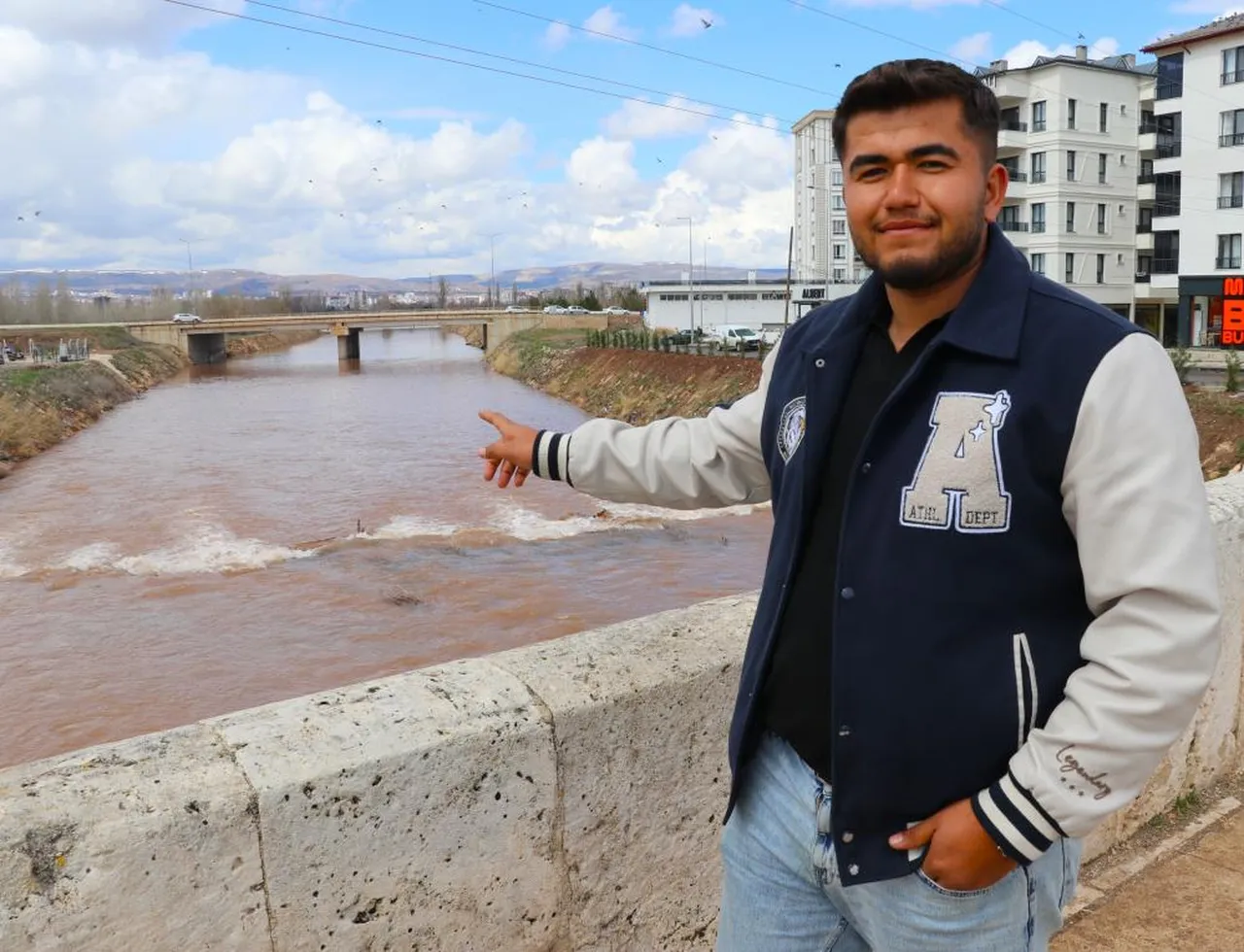 Kızılırmak gerçek rengine kavuştu! 1355 kilometrelik görsel şölen