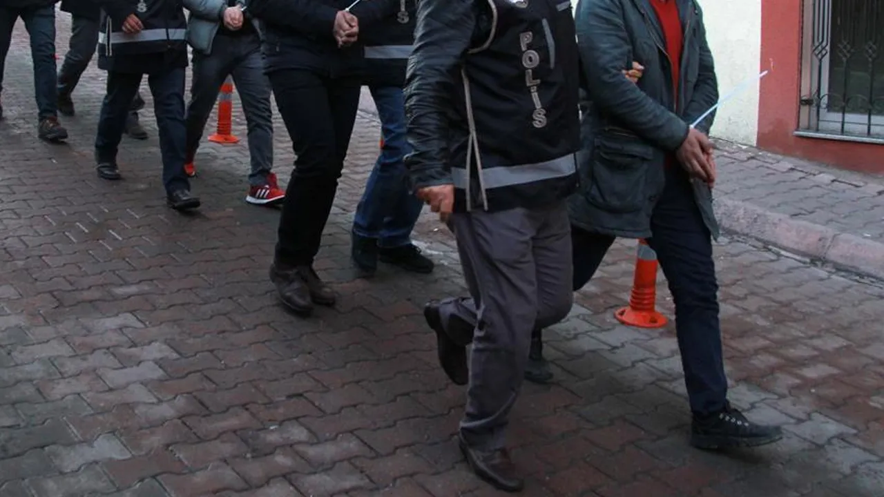 Öğretmen maaşları ve sahte kayıtlar üzerinden 52 milyon liralık vurgun!