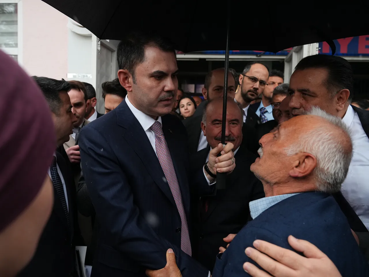 Şehidin sözünü devlet tuttu! Acılı babadan Murat Kurum'a anlamlı teşekkür