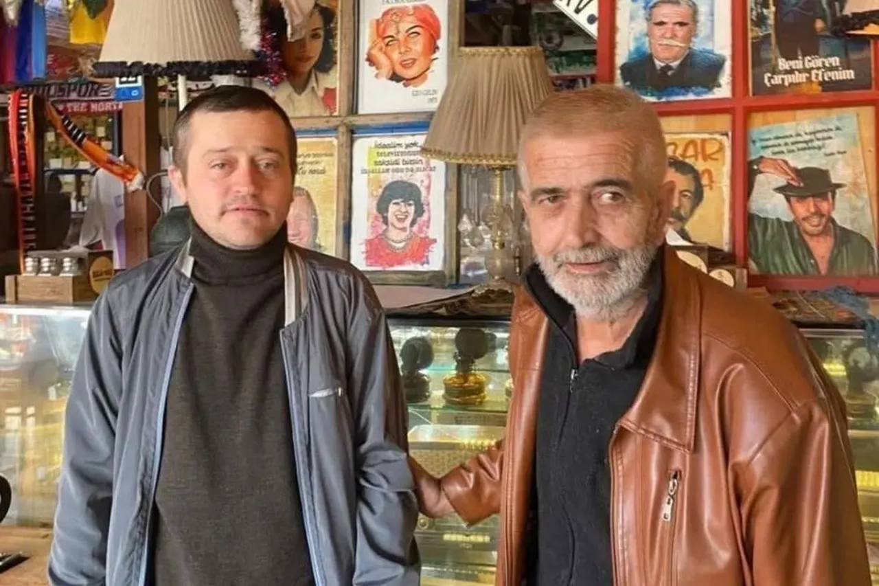 Mehmet Ali Zeren ile oğlu Alper Zeren