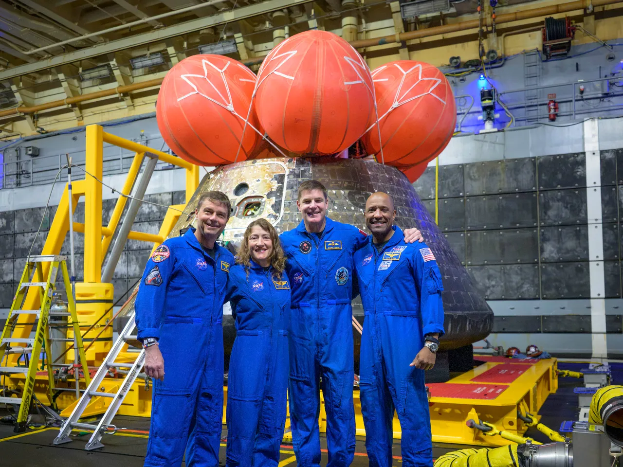 Ay’da rekor kırdılar, maaşlarıyla gündem oldular! Artemis astronotlarının geliri duyanları şaşkına çevirdi
