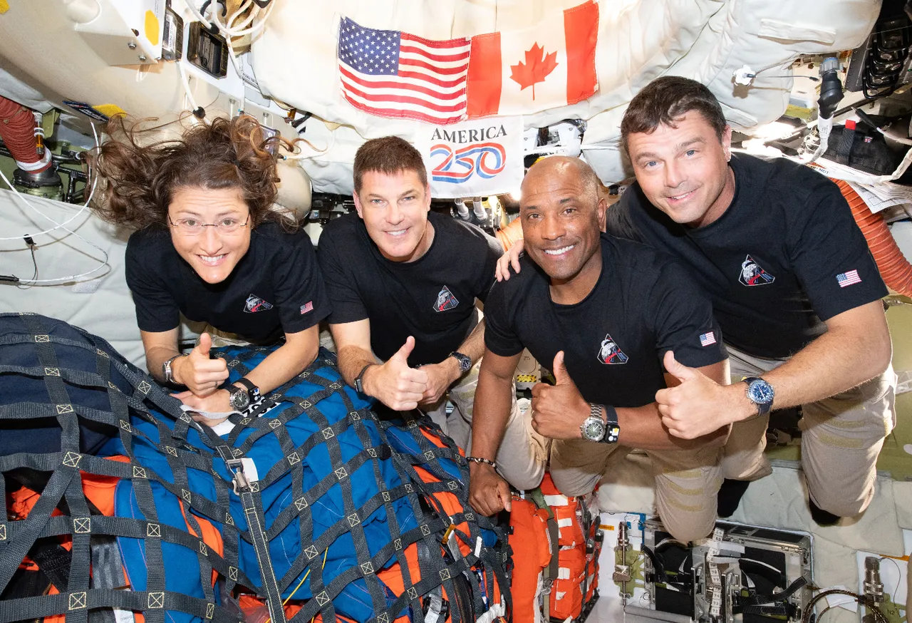 Ay’da rekor kırdılar, maaşlarıyla gündem oldular! Artemis astronotlarının geliri duyanları şaşkına çevirdi