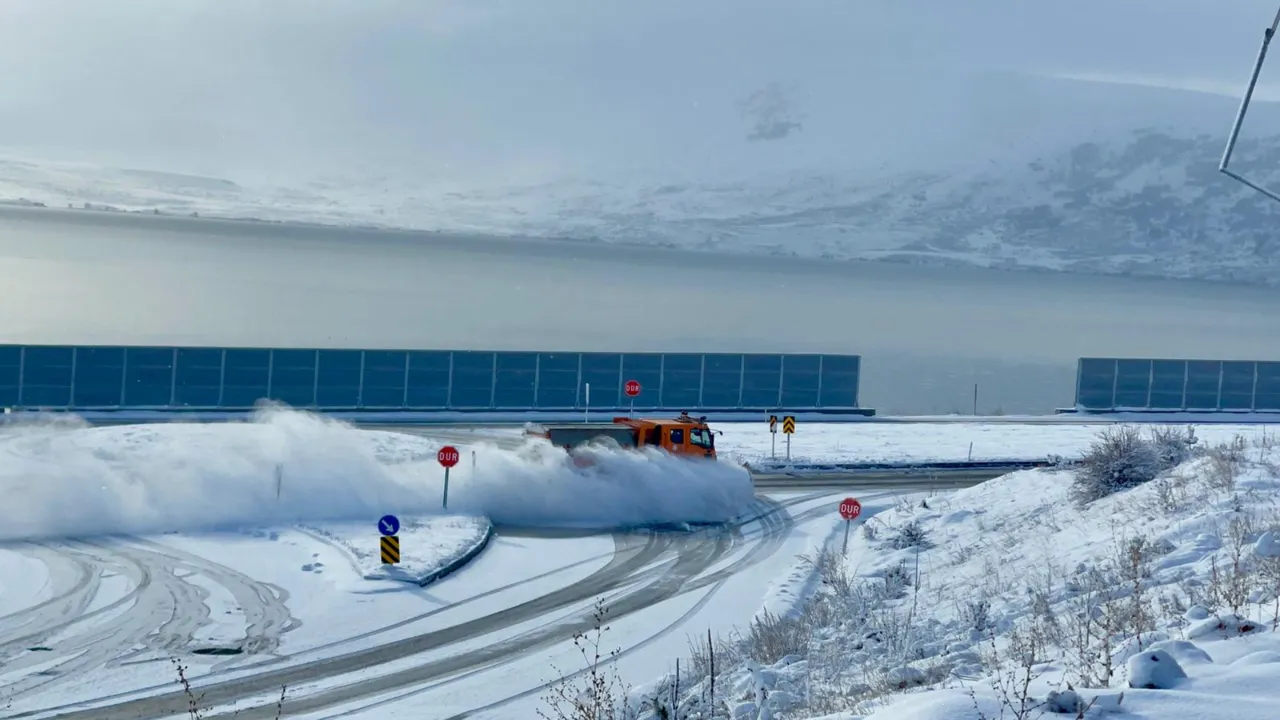 Bahar kapıda derken kar geri geldi! Nisan ortasında şaşırtan manzara, 10 il bembeyaz