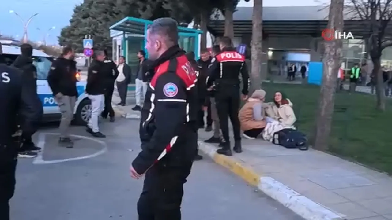 Evlenmekten vazgeçen genç kız aileleri birbirine düşürdü: 2 yaralı, 8 gözaltı var