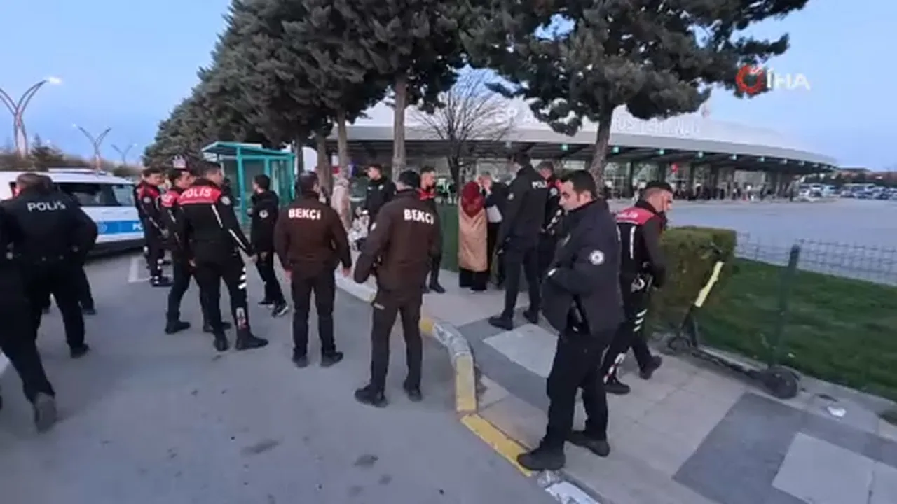 Evlenmekten vazgeçen genç kız aileleri birbirine düşürdü: 2 yaralı, 8 gözaltı var