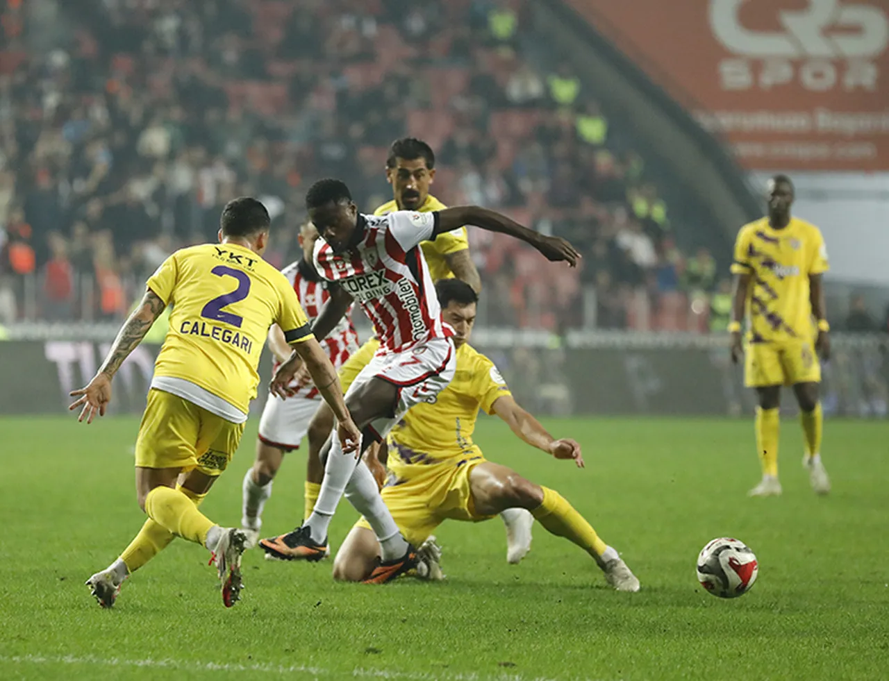 Eyüpspor-Samsunspor canlı yayın hangi kanalda, saat kaçta? Maçı Yasin Kol yönetecek!