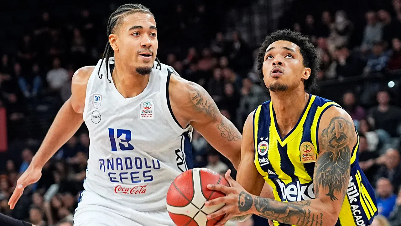 Fenerbahçe, Anadolu Efes'i farklı devirdi