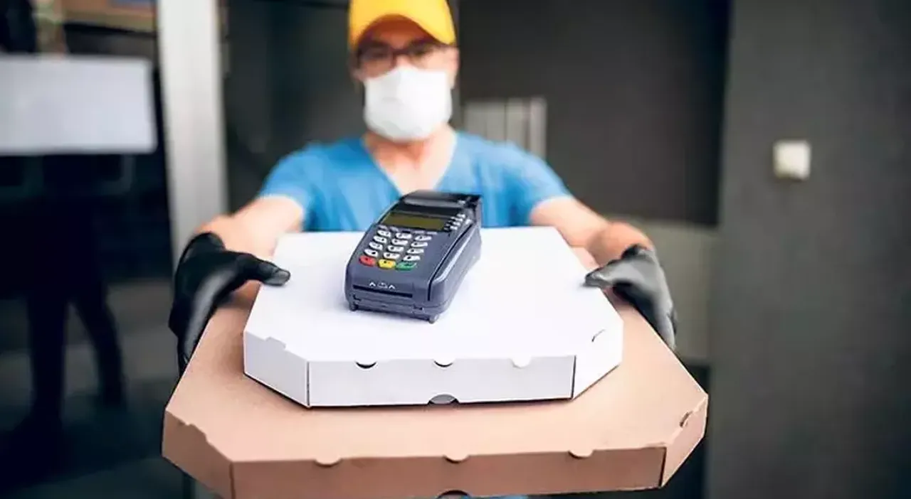 Şikayetler artınca, bakanlık devreye girdi! Online yemek siparişlerinde yeni dönem