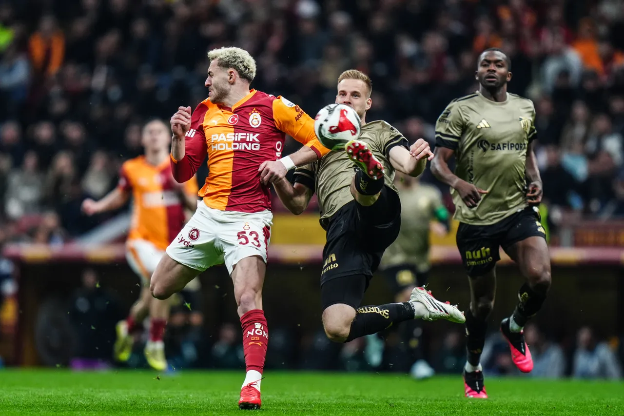 Galatasaray, Süper Lig'de 68 puanla lider durumda bulunuyor.