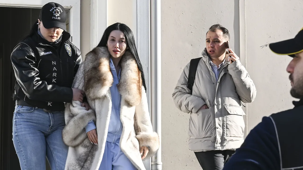 Ünlülere yönelik uyuşturucu soruşturmasında yeni gelişme: 8 isim tutuklandı! Aralarında eski hakem de var