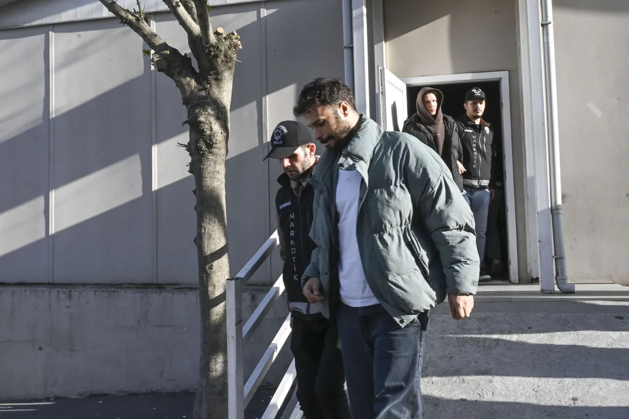 Uyuşturucu operasyonunda yeni dalga! Ünlü isimler adliyeye böyle sevk edildi