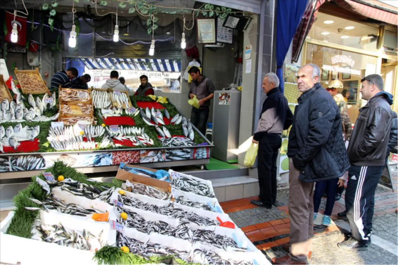Av yasağı öncesi tezgahların en ucuz balığı! Kilosu 100 liradan yok satıyor