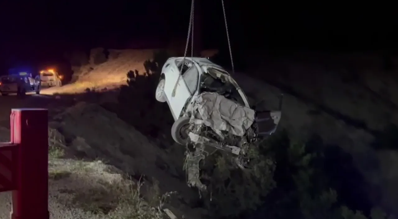 ‘Change araç’ çetesi çökertildi! 47 gözaltı, 15 milyon TL değerinde 129 araca el konuldu