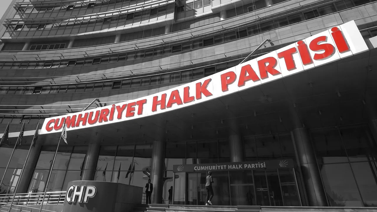 CHP'de Antalya şoku! İstifa etti, yarın AK Parti'ye geçiyor