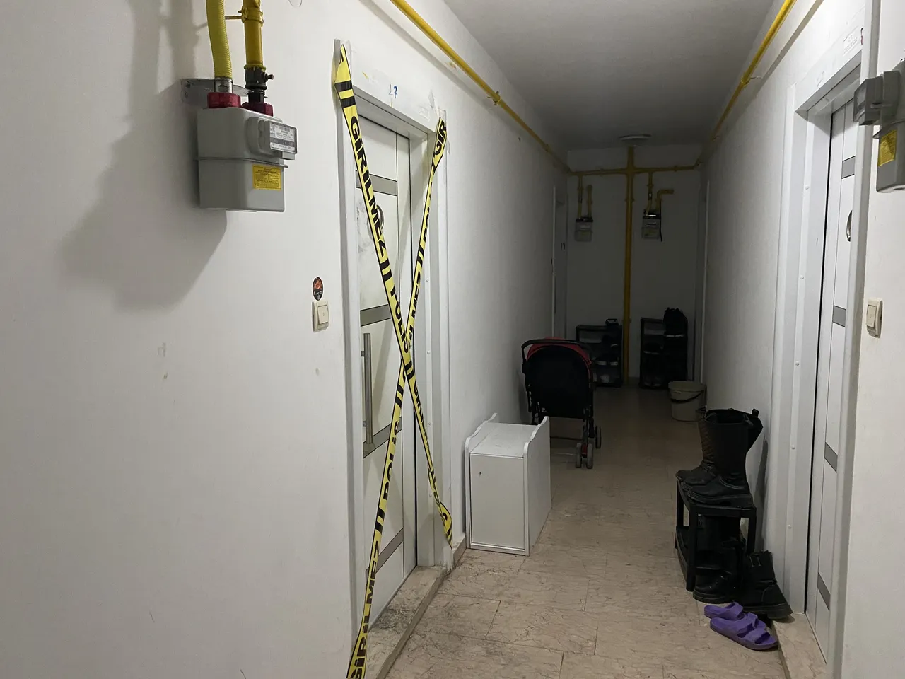 Dehşet evinde ilk duruşma! İfadesi tüyler ürpertti! Eşimin cesediyle 8 gün uyudum